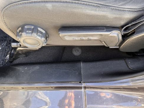 Used 2018 Jeep Wrangler Unlimited Sport image 18