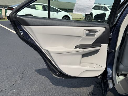 Used 2017 Toyota Camry LE w/ Protection Package (Q2) FWD image 19