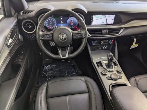 Used 2024 Alfa Romeo Stelvio Ti image 14