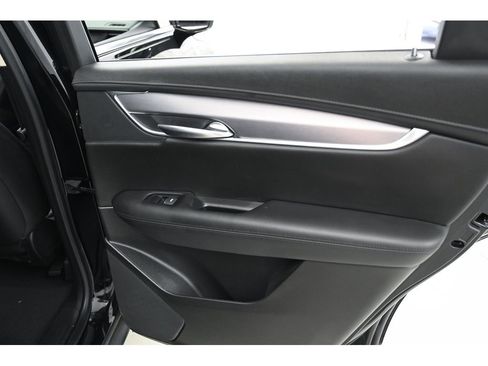 Used 2019 Cadillac XT5 Luxury image 18