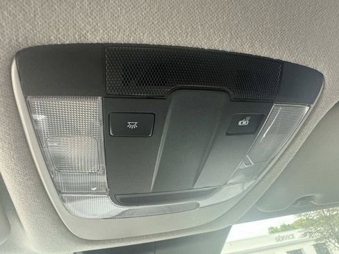 Used 2024 Kia Seltos LX AWD/4WD image 27