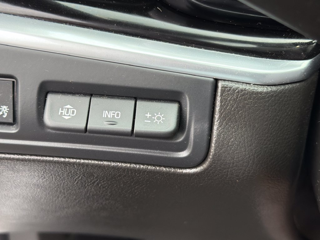 Certified 2023 Cadillac XT6 Sport w/ Platinum Package AWD/4WD image 37