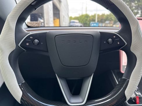Used 2026 Tesla Model Y Long Range AWD/4WD image 21