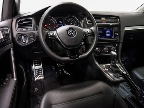 Used 2019 Volkswagen Golf Alltrack S AWD/4WD image 16