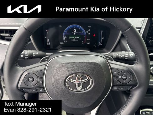 Used 2023 Toyota Corolla XSE FWD image 31