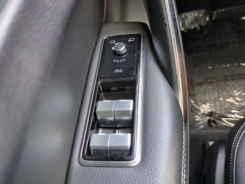 Used 2024 Jaguar F-PACE R-Dynamic S AWD/4WD image 25
