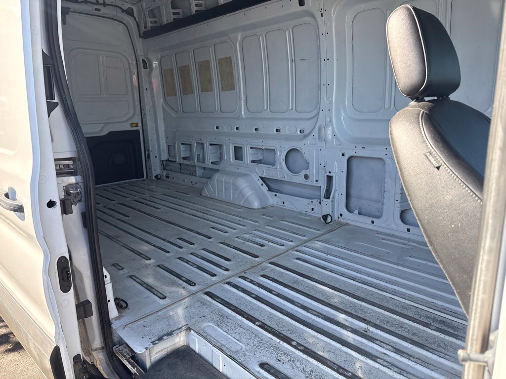 Used 2023 Ford Transit 250 148 High Roof Extended RWD image 5