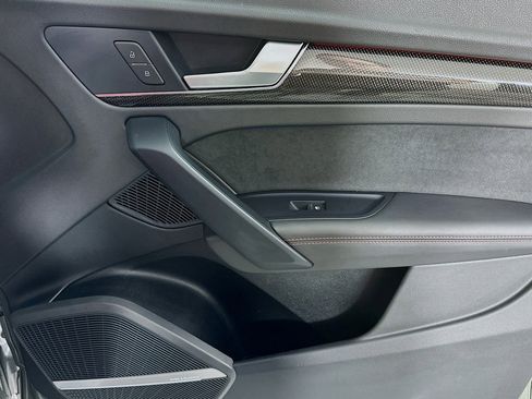 Used 2023 Audi SQ5 Prestige w/ Prestige Package image 23