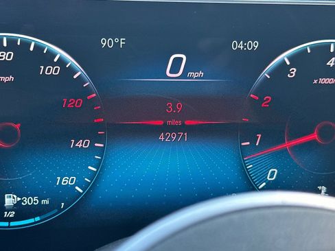 Used 2020 Mercedes-Benz GLE 350 4MATIC image 23