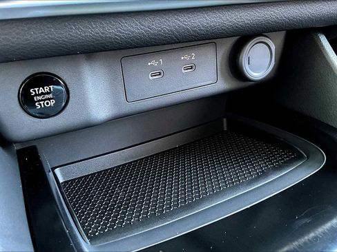 New 2026 Nissan Rogue S image 18