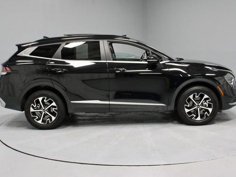Used 2025 Kia Sportage EX w/ Premium Package AWD/4WD image 12