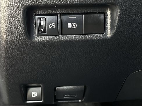 Used 2024 Toyota RAV4 LE image 20