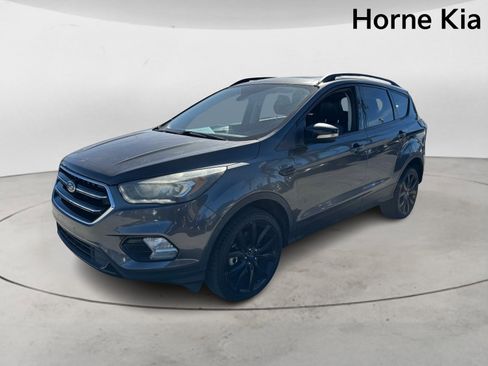 Used 2017 Ford Escape Titanium image 7