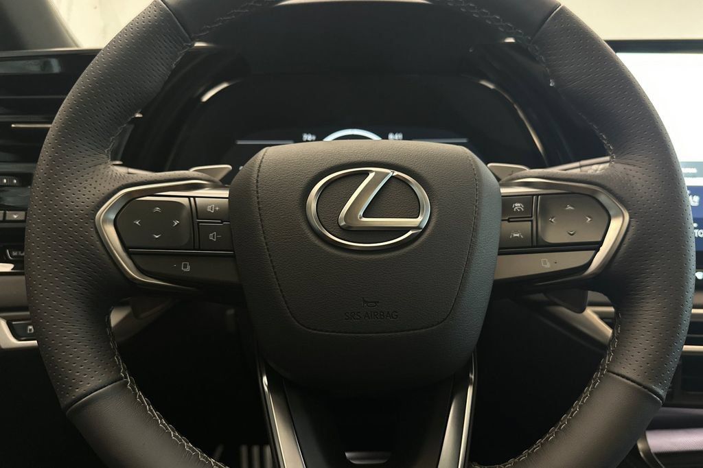 New 2026 Lexus RX 500h F Sport w/ Convenience Package AWD/4WD image 23