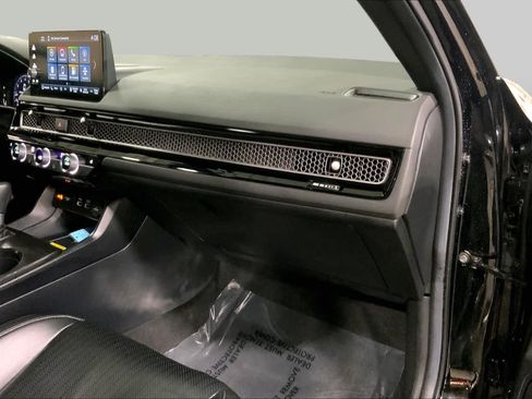 Used 2024 Honda Civic Sport Touring image 19
