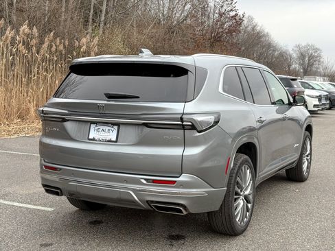 Used 2025 Buick Enclave Avenir w/ LPO, Floor Liner Package image 6