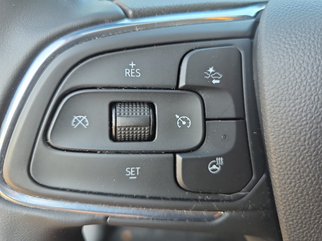 Used 2025 Buick Encore GX Sport Touring w/ Comfort Package FWD image 18