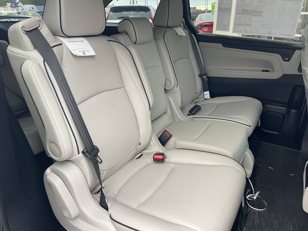 New 2027 Honda Odyssey Touring image 21