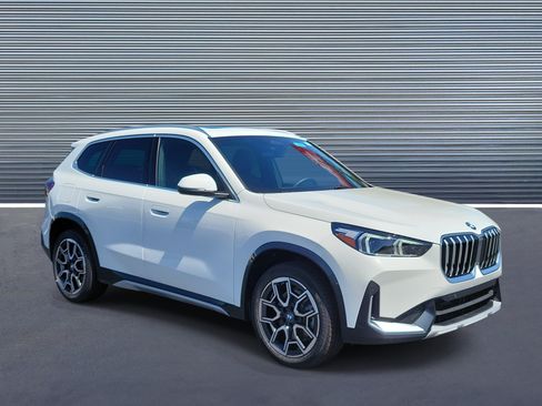 New 2026 BMW X1 xDrive28i w/ Convenience Package AWD/4WD image 2