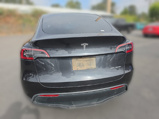 Used 2024 Tesla Model Y Long Range AWD/4WD image 5