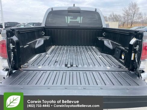 Used 2021 Toyota Tacoma Limited image 30