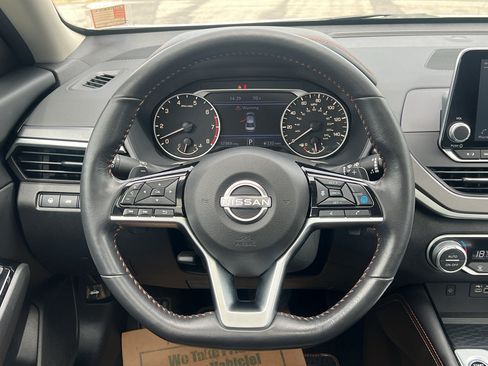 Used 2023 Nissan Altima 2.5 SR AWD/4WD image 30