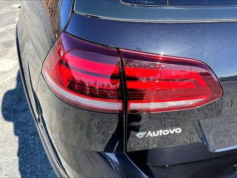 Used 2018 Volkswagen Golf Alltrack SEL image 31