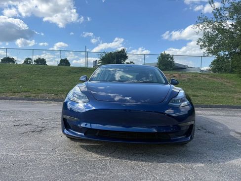 Used 2022 Tesla Model 3 RWD image 3