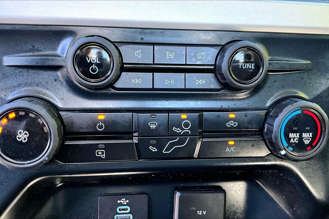 Used 2023 Ford F250 XL RWD image 15