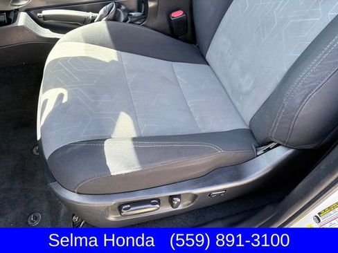 Used 2023 Toyota Tacoma TRD Sport AWD/4WD image 9