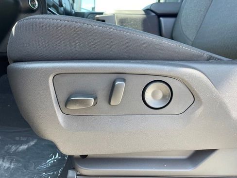 New 2026 Chevrolet Silverado 2500 Custom w/ Custom Value Package AWD/4WD image 8