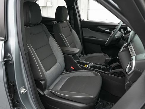 Used 2024 Chevrolet TrailBlazer LT w/ Driver Confidence Package FWD image 20