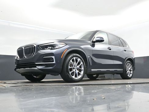 Used 2022 BMW X5 sDrive40i w/ Premium Package image 39