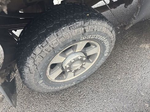 Used 2011 Ford F350 Lariat w/ Lariat Interior Pkg image 28