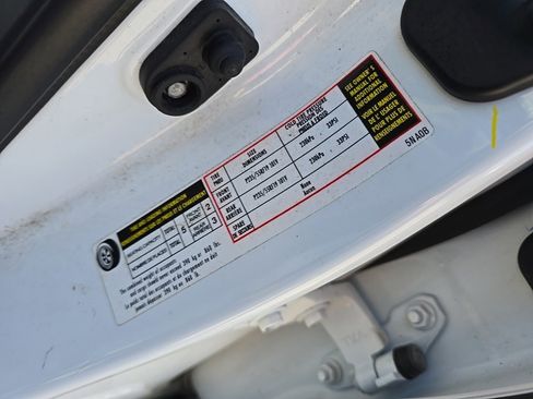 Used 2019 INFINITI QX50 Luxe w/ Cargo Package image 11