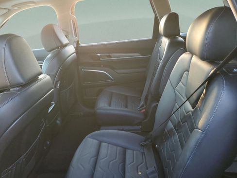 Used 2022 Kia Telluride SX w/ SX Prestige Package AWD/4WD image 7