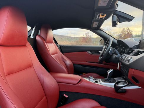 Used 2015 BMW Z4 sDrive35i image 25