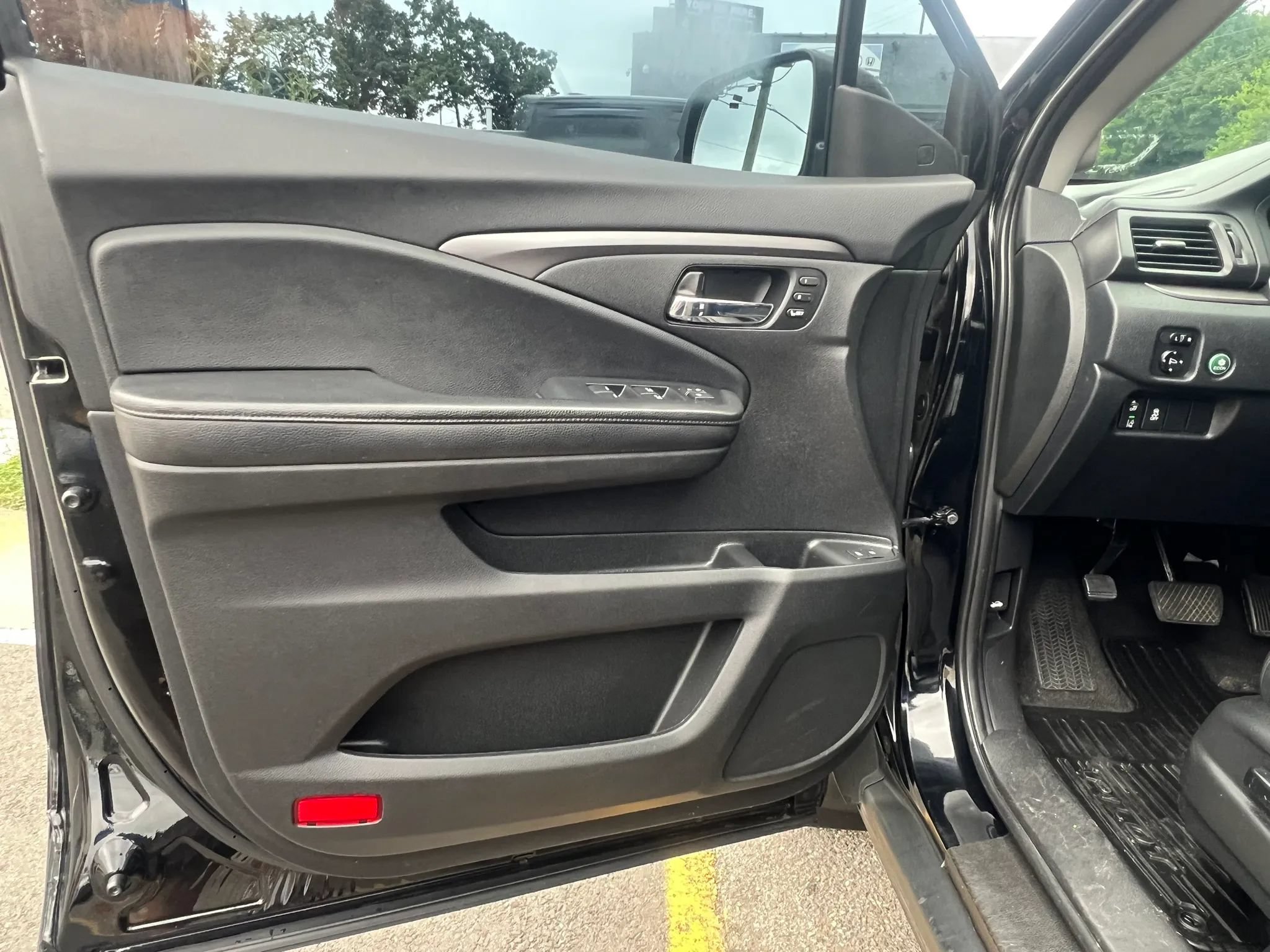 Used 2021 Honda Pilot Special Edition image 12