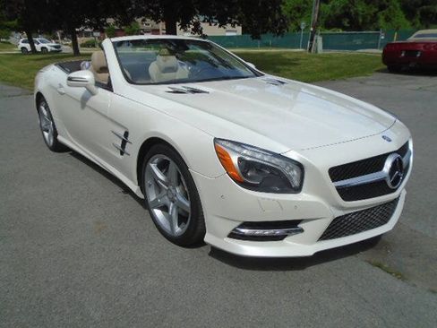 Used 2013 Mercedes-Benz SL 550 image 3