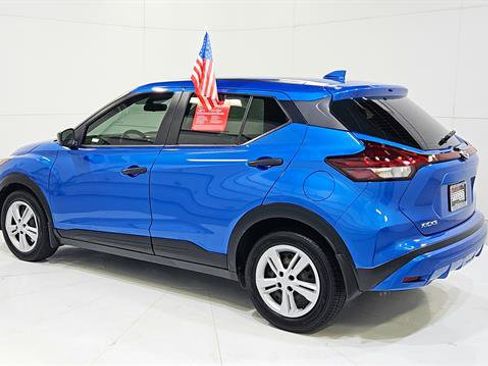 Certified 2021 Nissan Kicks S FWD image 6