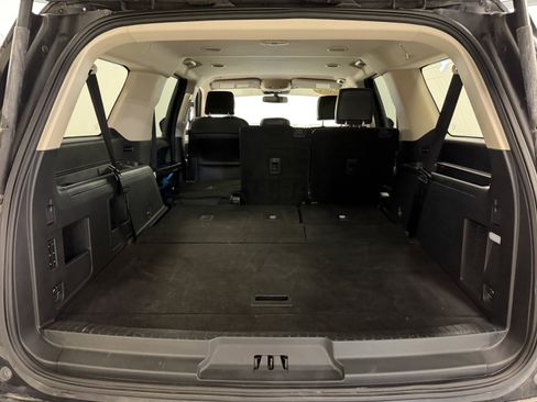 Used 2023 Ford Expedition Max XLT image 28