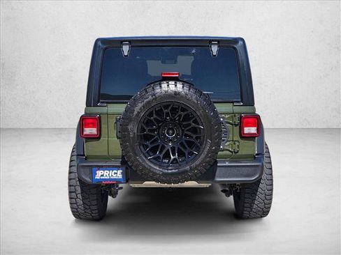 Used 2024 Jeep Wrangler Sport S image 6