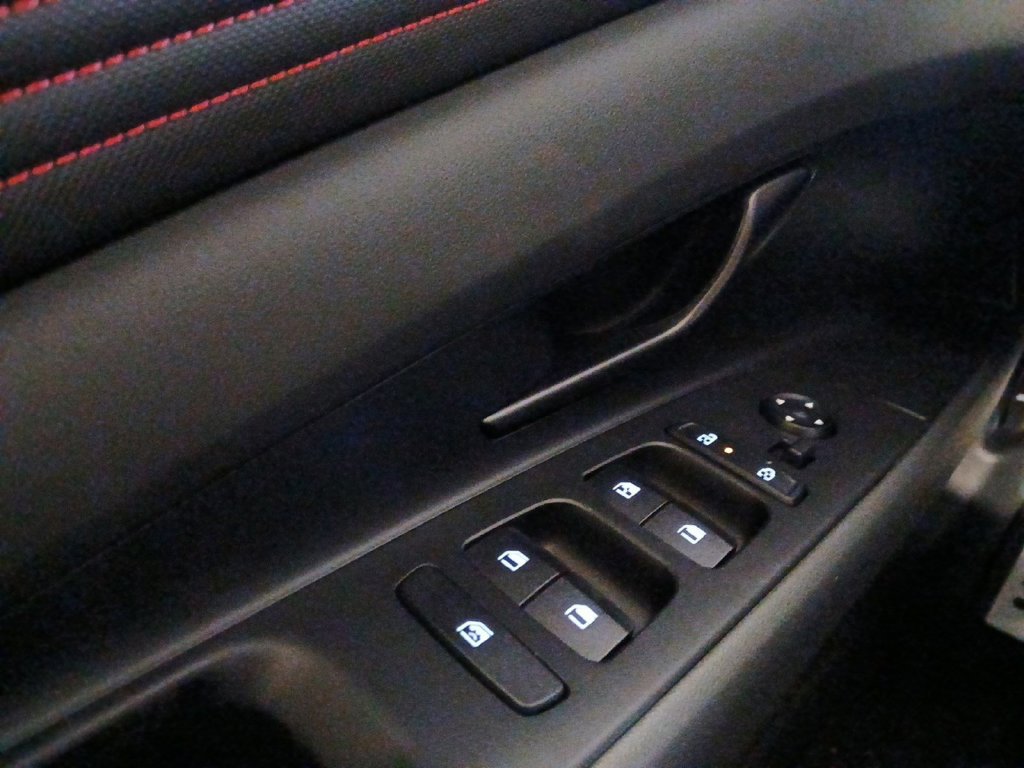 New 2026 Hyundai Elantra N Line FWD image 19