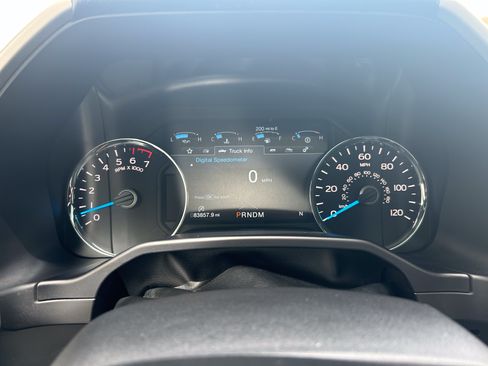 Used 2017 Ford F150 Lariat w/ Equipment Group 502A Luxury AWD/4WD image 28