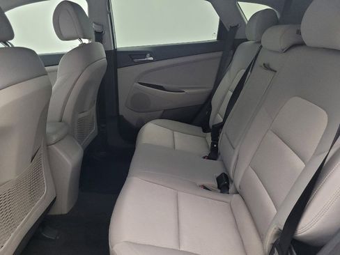Used 2018 Hyundai Tucson SEL image 18