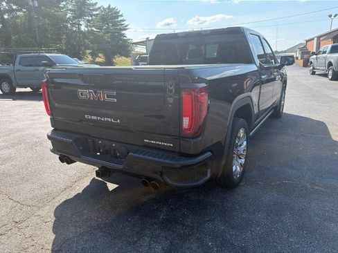 Used 2023 GMC Sierra 1500 Denali w/ Denali Reserve Package AWD/4WD image 10