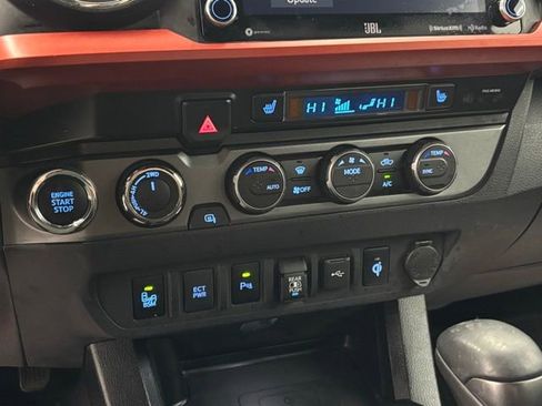 Used 2020 Toyota Tacoma TRD Sport w/ TRD Premium Sport Package image 28
