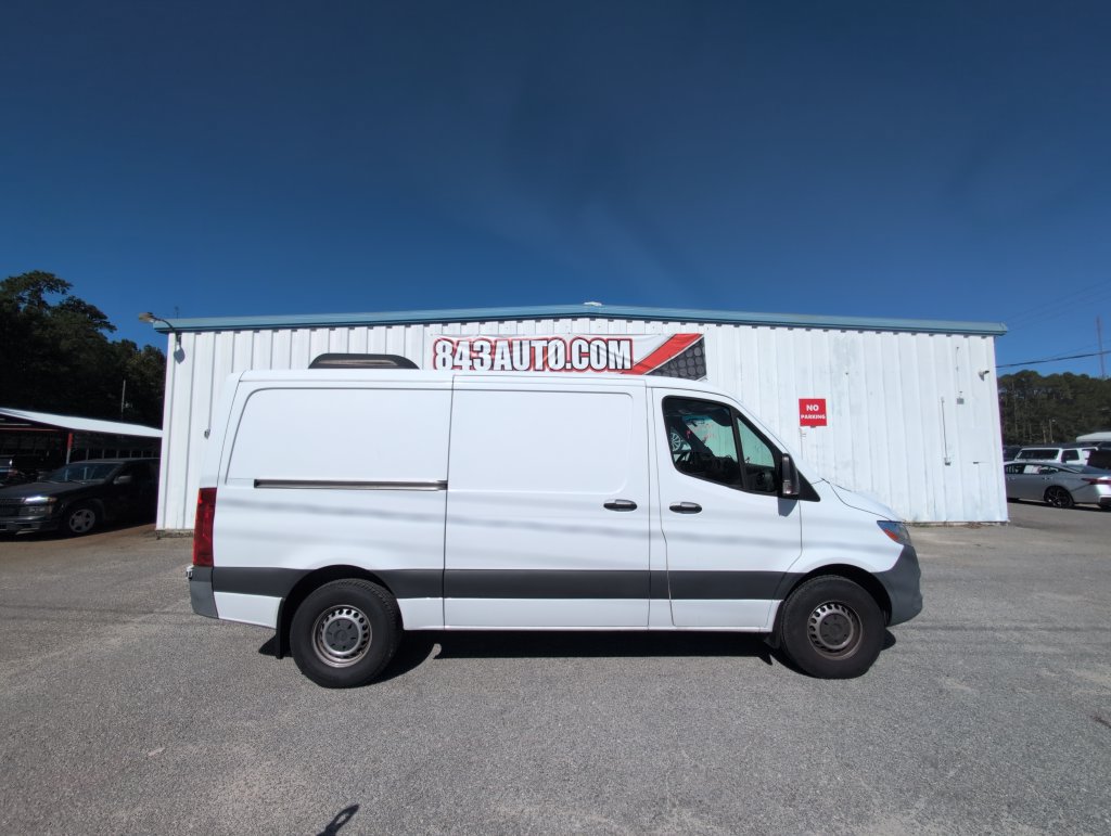 Used 2023 Mercedes-Benz Sprinter 1500 image 9