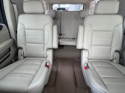 Used 2020 GMC Yukon XL Denali w/ Denali Ultimate Package image 28