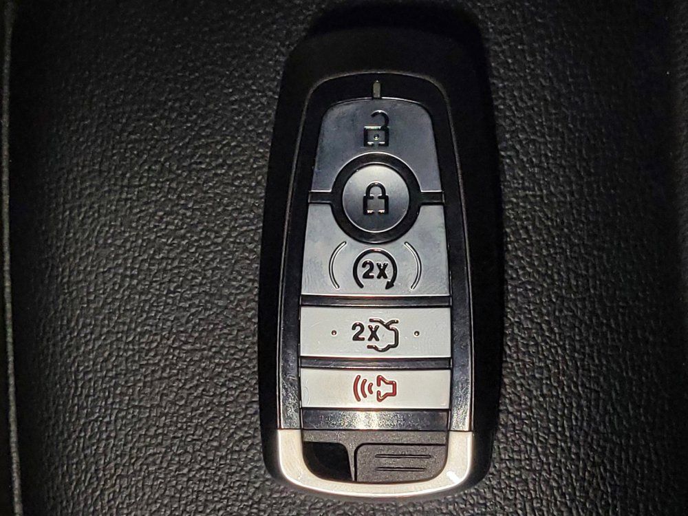 Used 2020 Ford Edge SEL w/ Convenience Package FWD image 32